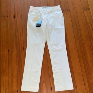 Nike Golf NWT NEW size 6 Women's white Straight Leg pants